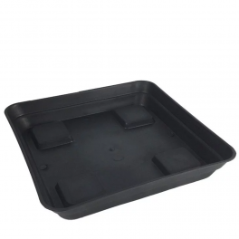 Plato cuadrado negro , para maceta cuadrada con boca de